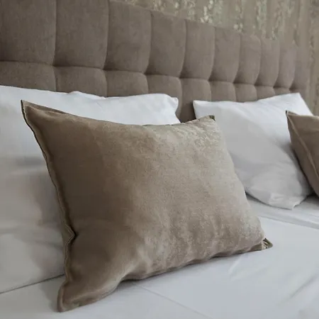 Bohemia Bed & Breakfast *